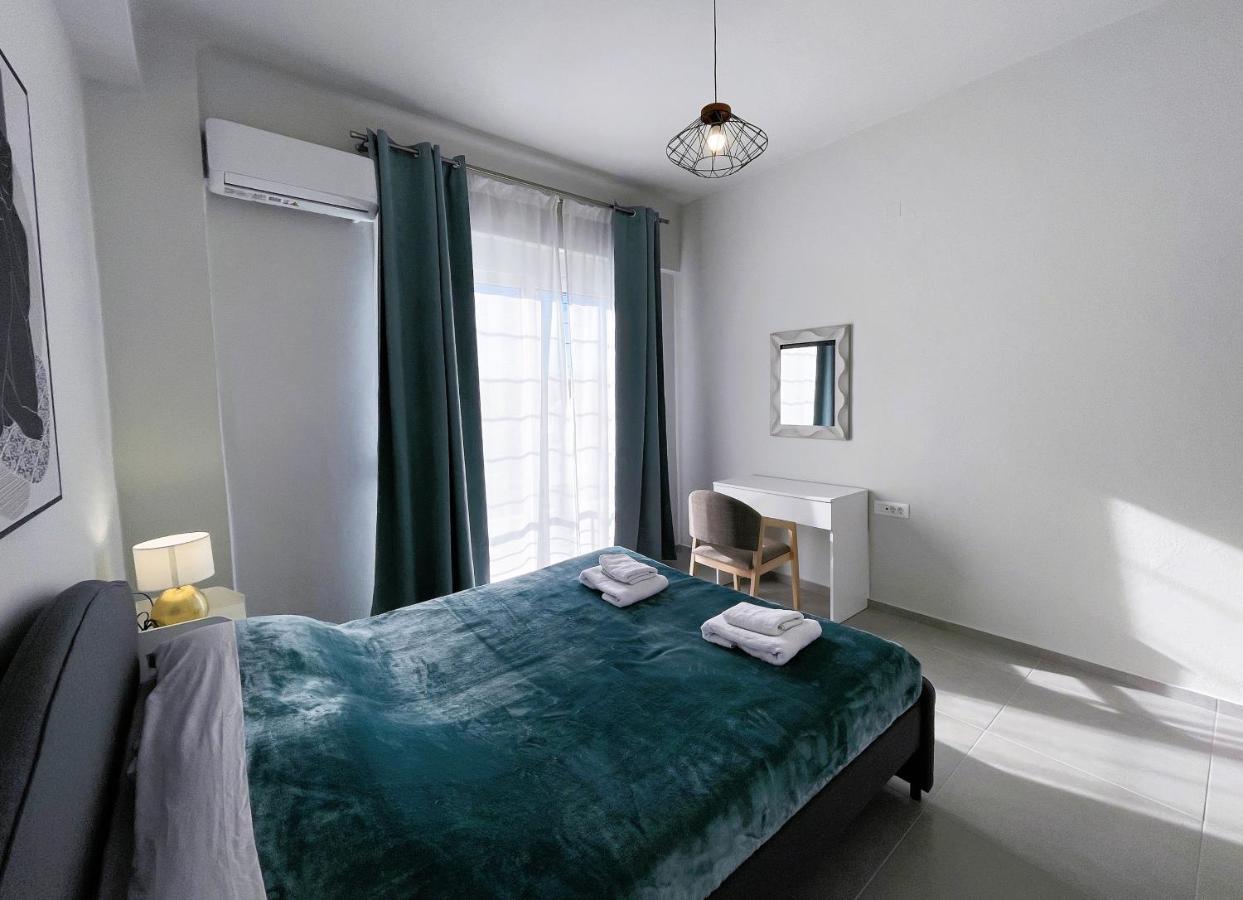 Central Park Apartments Candia Esterno foto